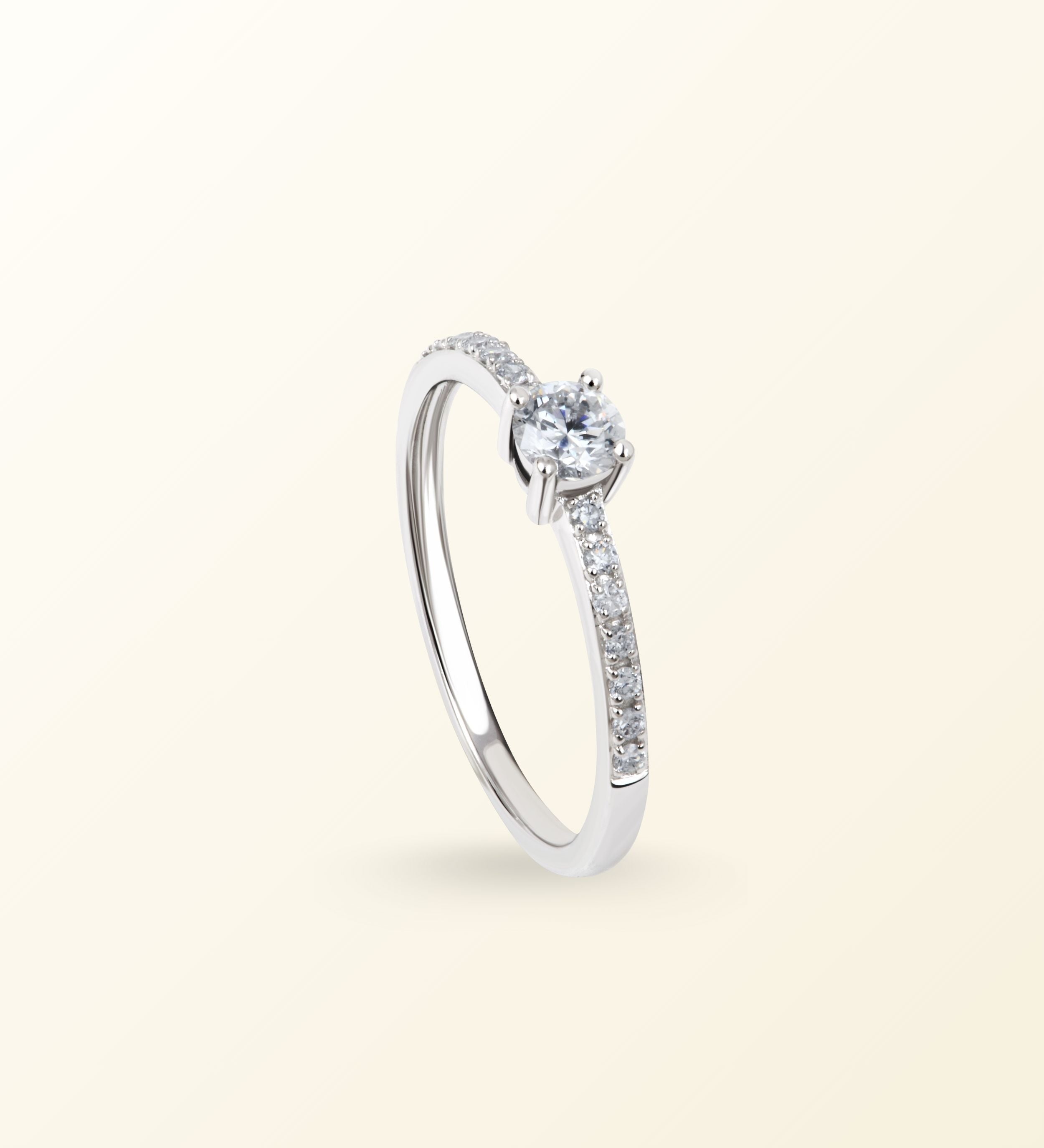 Bague Solo – Solitaire accompagné