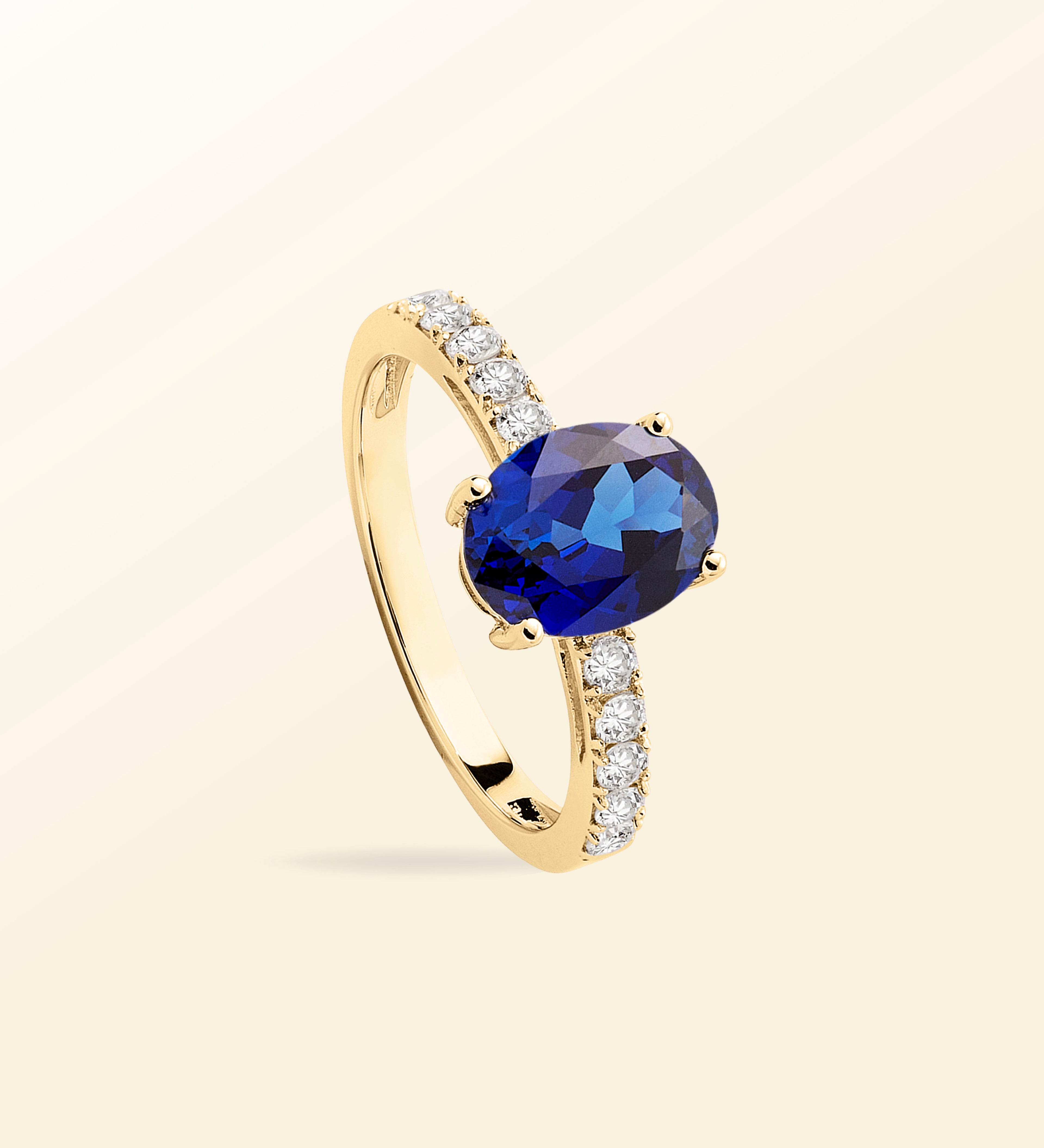 Bague Olivia – Saphir Solitaire accompagné